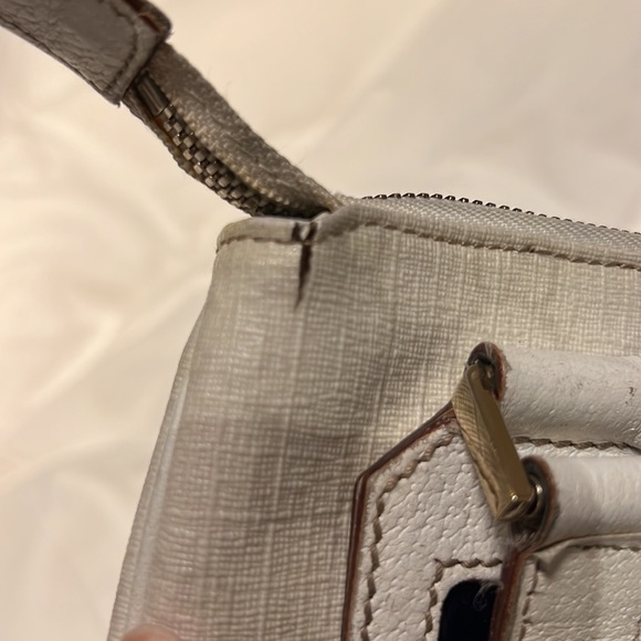 💯 Authentic GUCCI
White GG Coated Canvas Flat Messenger Bag Nautical ⚓️ - Picture 10 of 17